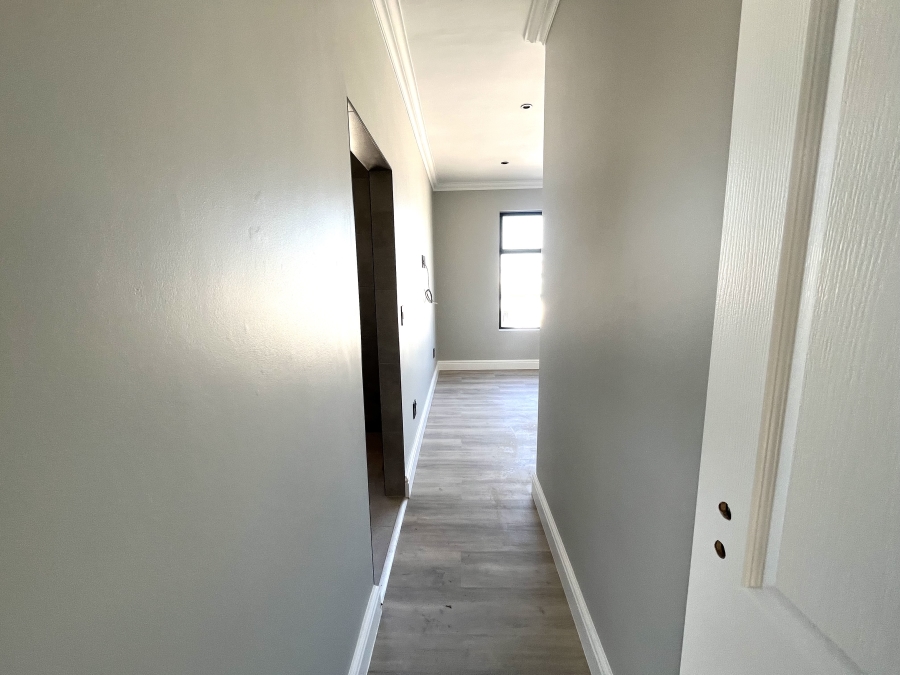 4 Bedroom Property for Sale in Sandown Western Cape